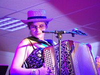Accordéoniste Karine Girault